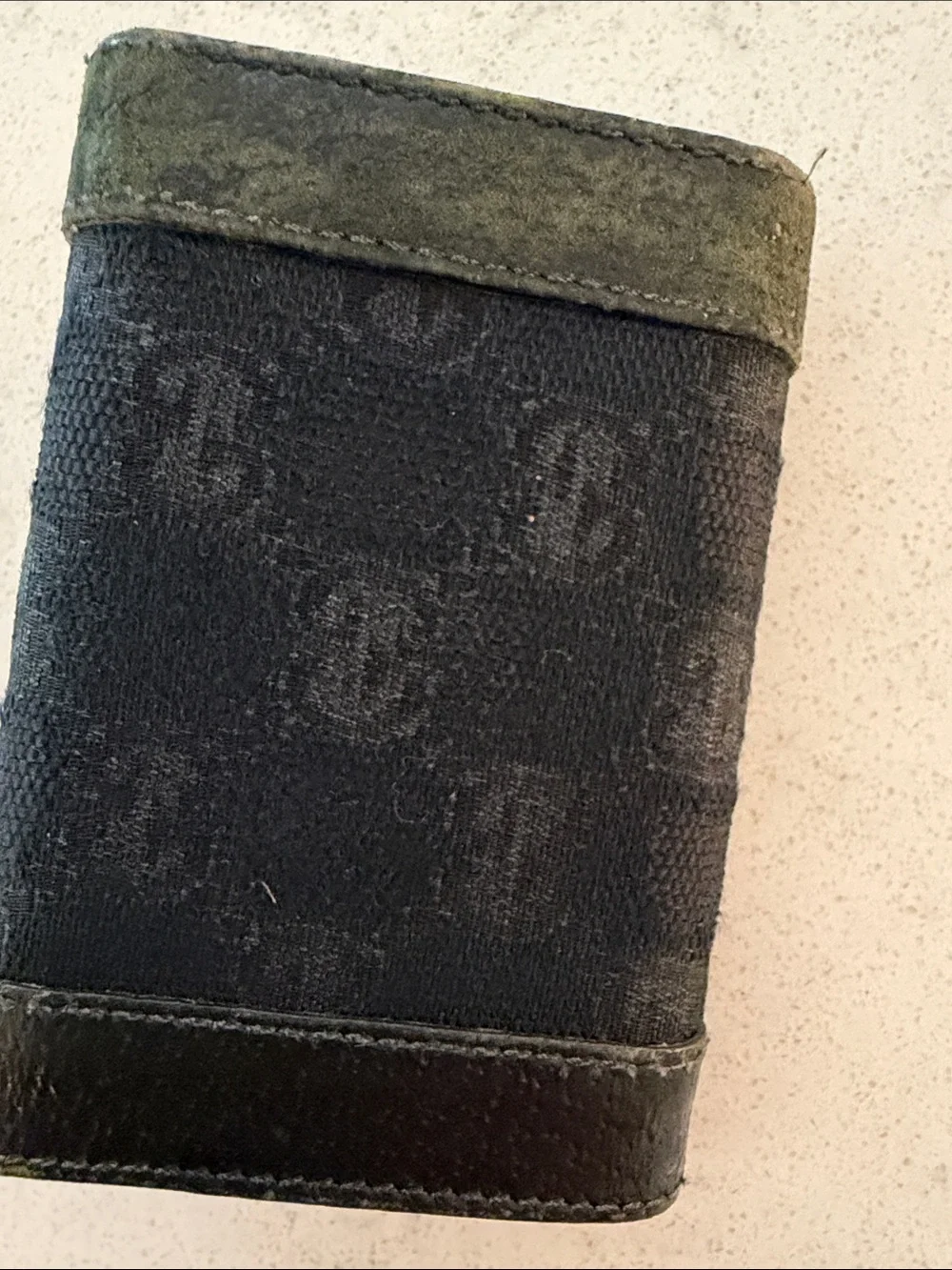Gucci Black  Monogram Key Holder with Gold Hardware Auth